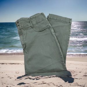 White House Black Market The Slim Crop